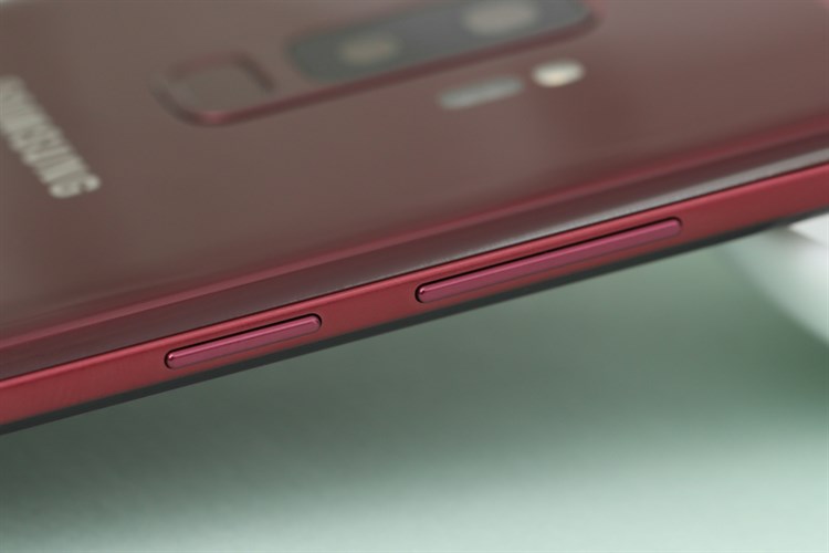 Điện thoại Samsung Galaxy S9+ 64GB Vang Đỏ