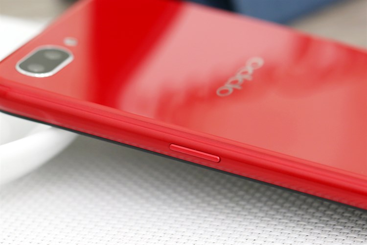 Điện thoại OPPO A3s 16GB (1853) Màu Đỏ