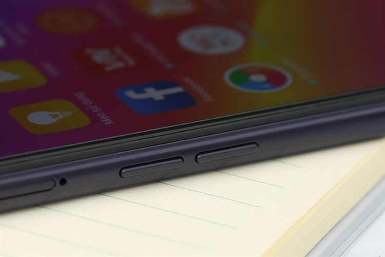 Điện thoại OPPO A3s 16GB (1853) Màu Tím