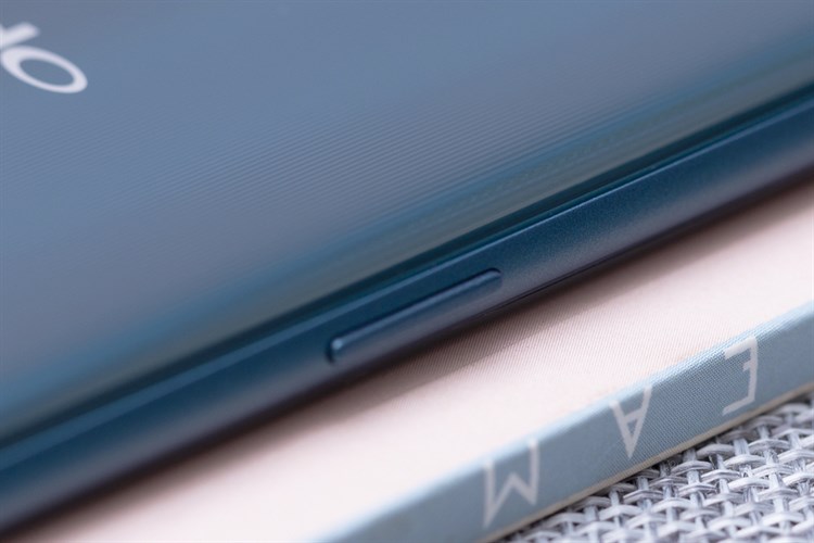 Điện thoại OPPO A7 32GB