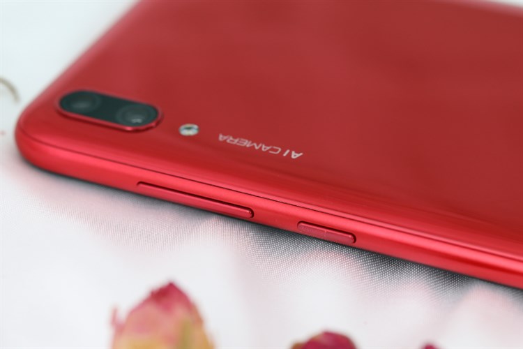 Điện thoại Huawei Y7 Pro (2019) màu đỏ