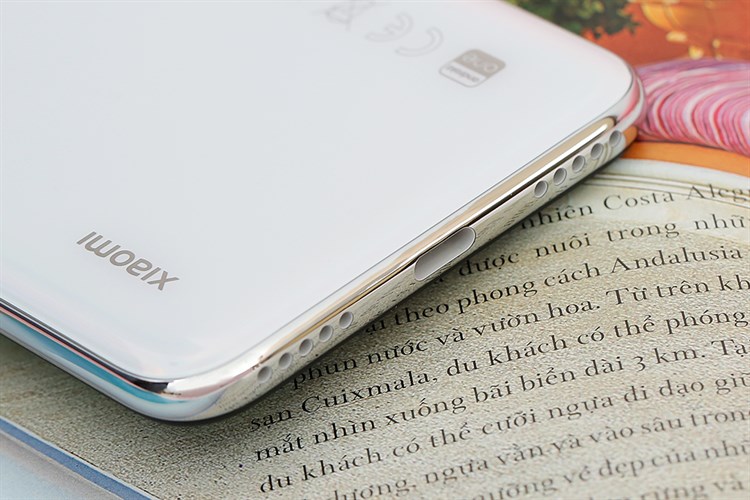 Điện thoại Xiaomi Mi A3 Màu Trắng