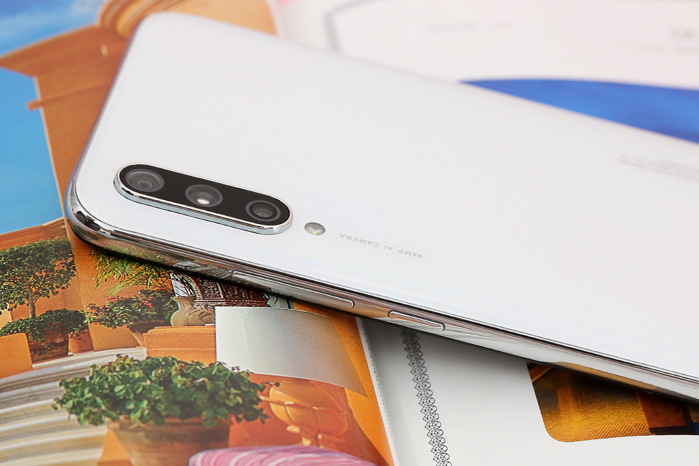 Điện thoại Xiaomi Mi A3 Màu Trắng