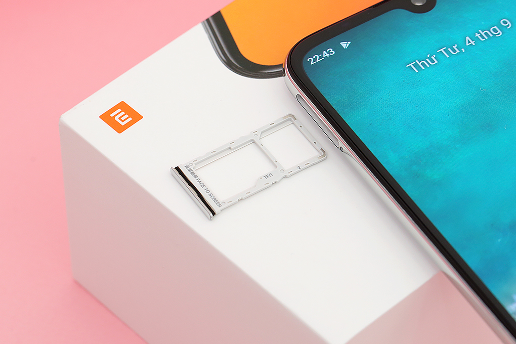 Điện thoại Xiaomi Mi A3 Màu Trắng