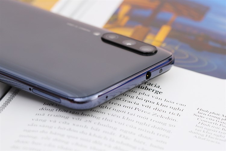 Điện thoại Xiaomi Mi A3 Màu Xám