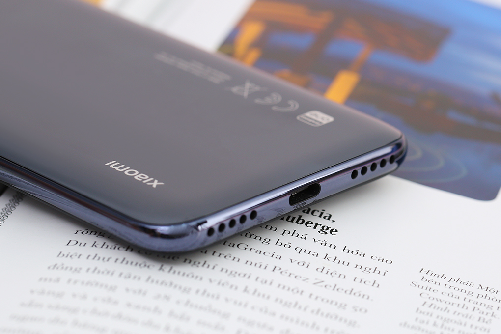 Điện thoại Xiaomi Mi A3 Màu Xám