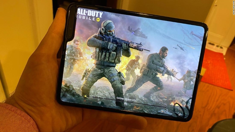 Samsung Galaxy Fold chơi game