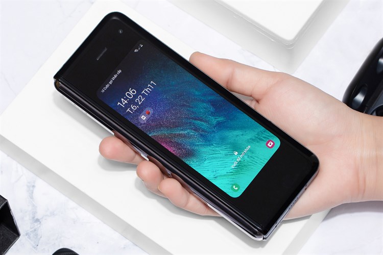 Điện thoại Samsung Galaxy Fold