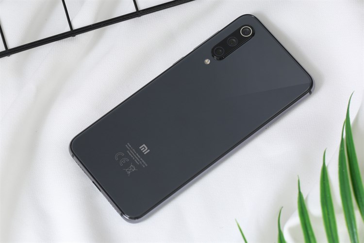 Điện thoại Xiaomi Mi 9 SE Màu Đen