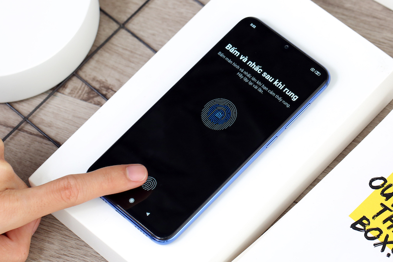 Điện thoại Xiaomi Mi 9 SE | Vân tay dưới màn hình