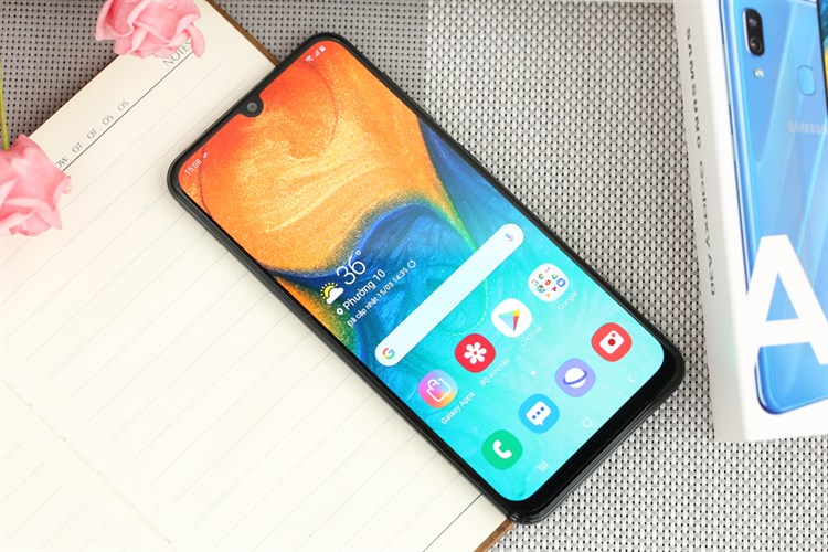 Điện thoại Samsung Galaxy A30 Màu Đen