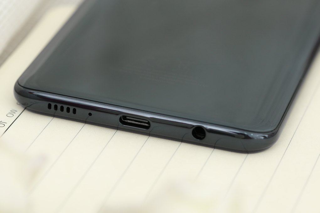 Điện thoại Samsung Galaxy A30 Màu Đen
