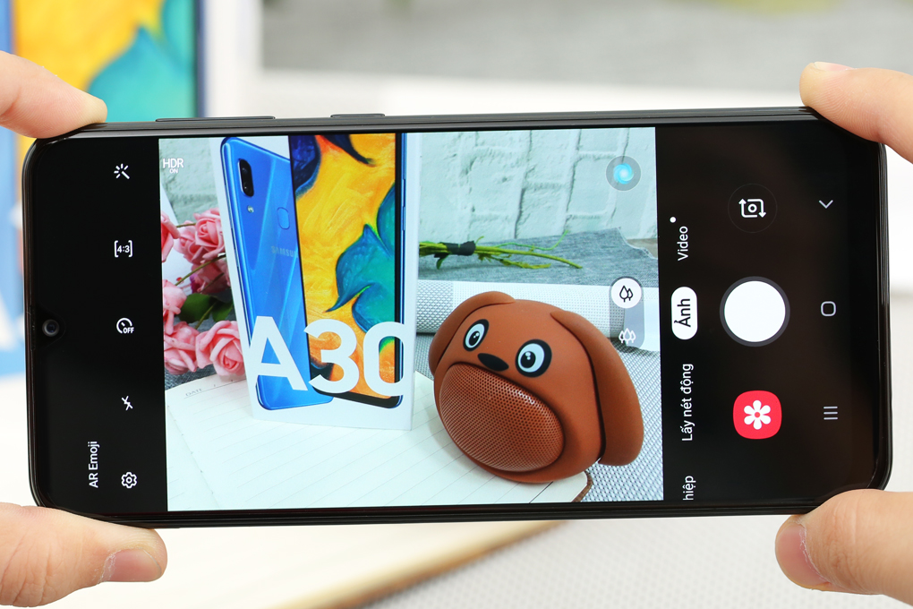 Điện thoại Samsung Galaxy A30 Màu Đen