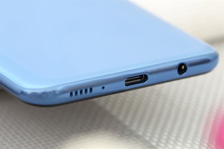 Điện thoại Samsung Galaxy A30 Màu Xanh Dương