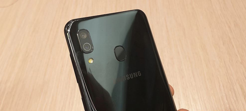 Camera sau của điện thoại Samsung Galaxy A30 chính hãng Camera sau của điện thoại Samsung Galaxy A30 chính hãng