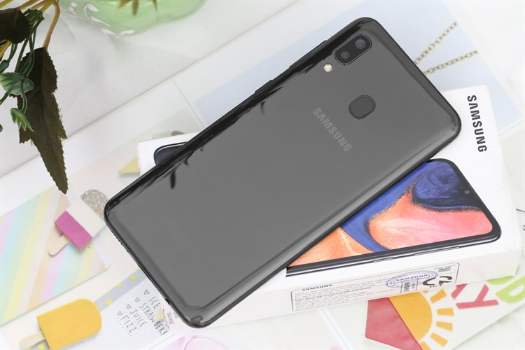 Điện thoại Samsung Galaxy A20