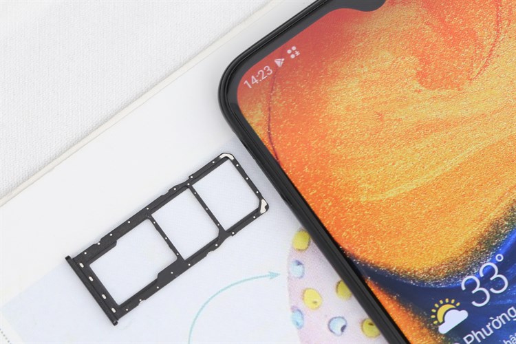 Điện thoại Samsung Galaxy A20