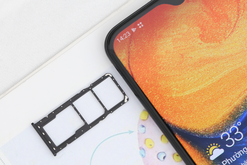 Điện thoại Samsung Galaxy A20