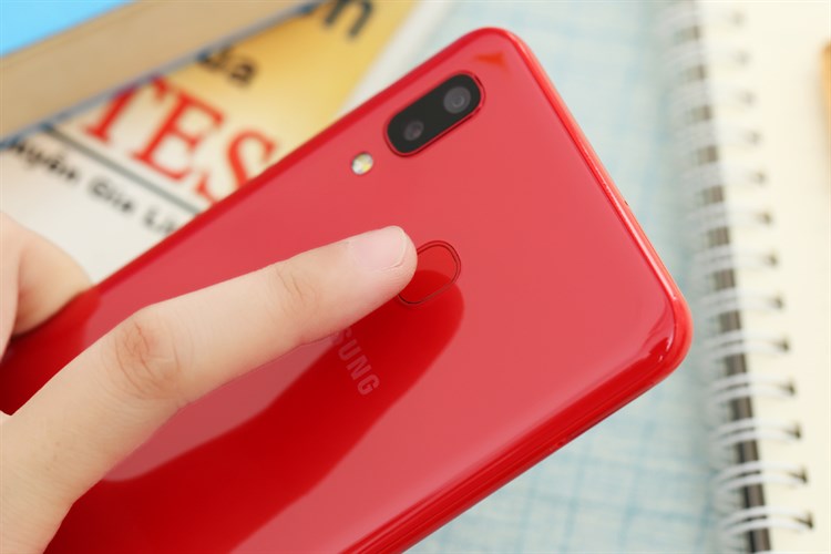 Điện thoại Samsung Galaxy A20