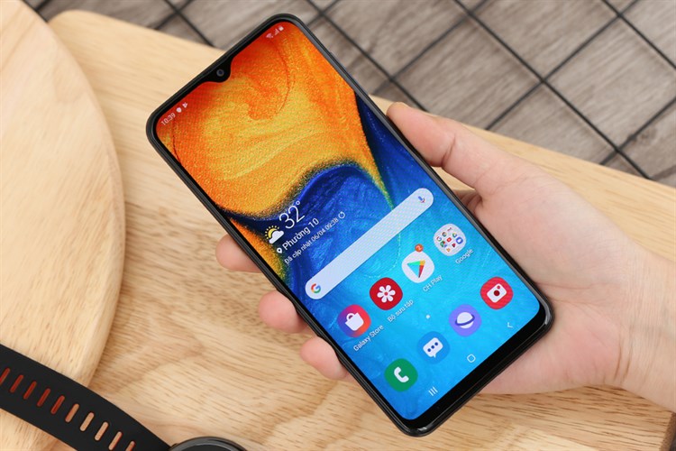 Điện thoại Samsung Galaxy A20
