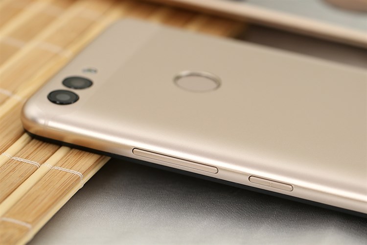 Điện thoại Itel S13 Pro