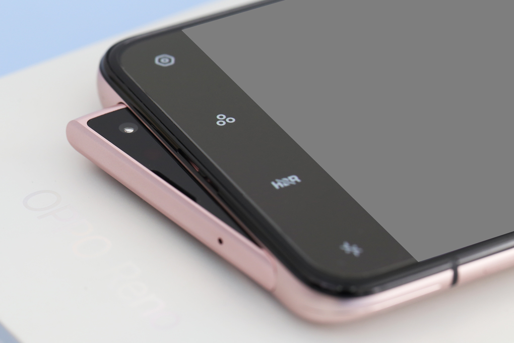 Điện thoại OPPO Reno