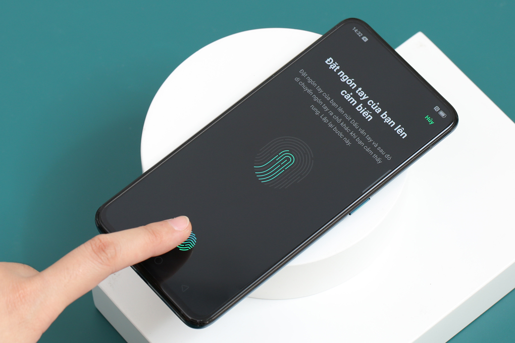 Điện thoại OPPO Reno