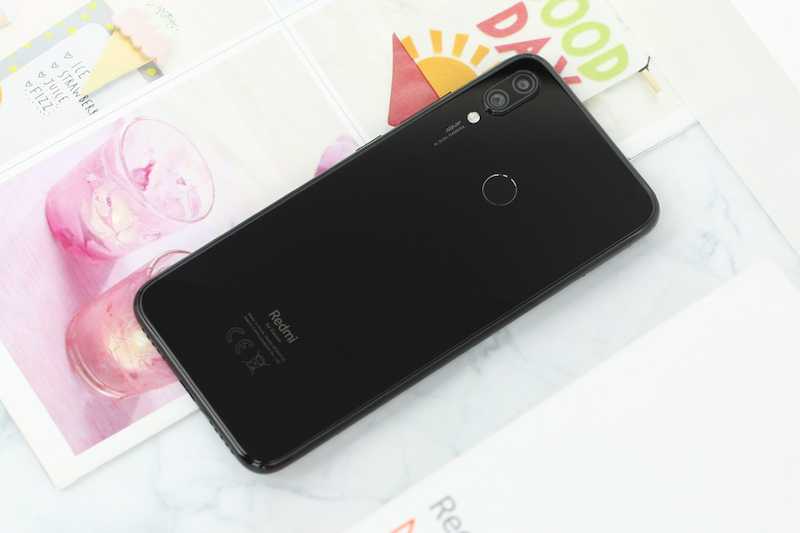 Thiết kế màu sắc - Điện thoại Xiaomi Redmi Note 7 3GB/32GB