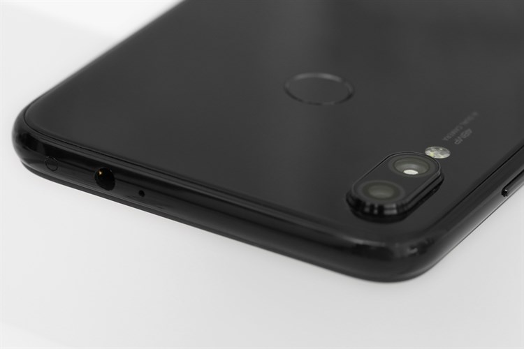 Điện thoại Xiaomi Redmi Note 7 32GB Màu Đen