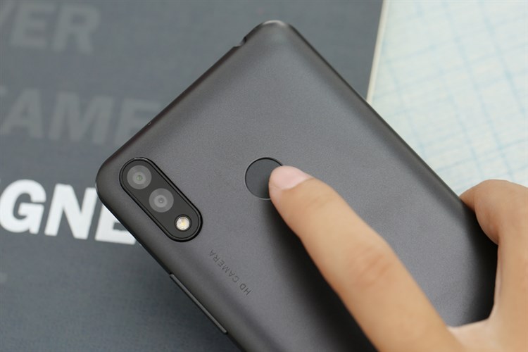 Điện thoại Itel P33