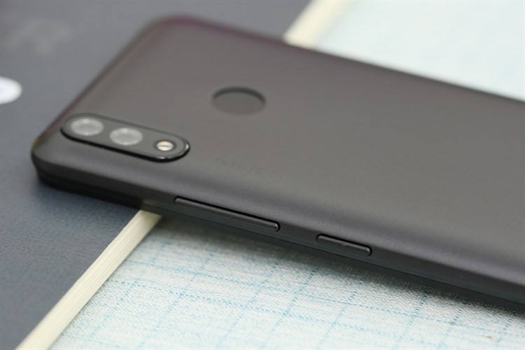 Điện thoại Itel P33