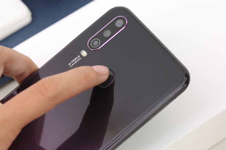 Điện thoại Vivo Y17 Màu Tím