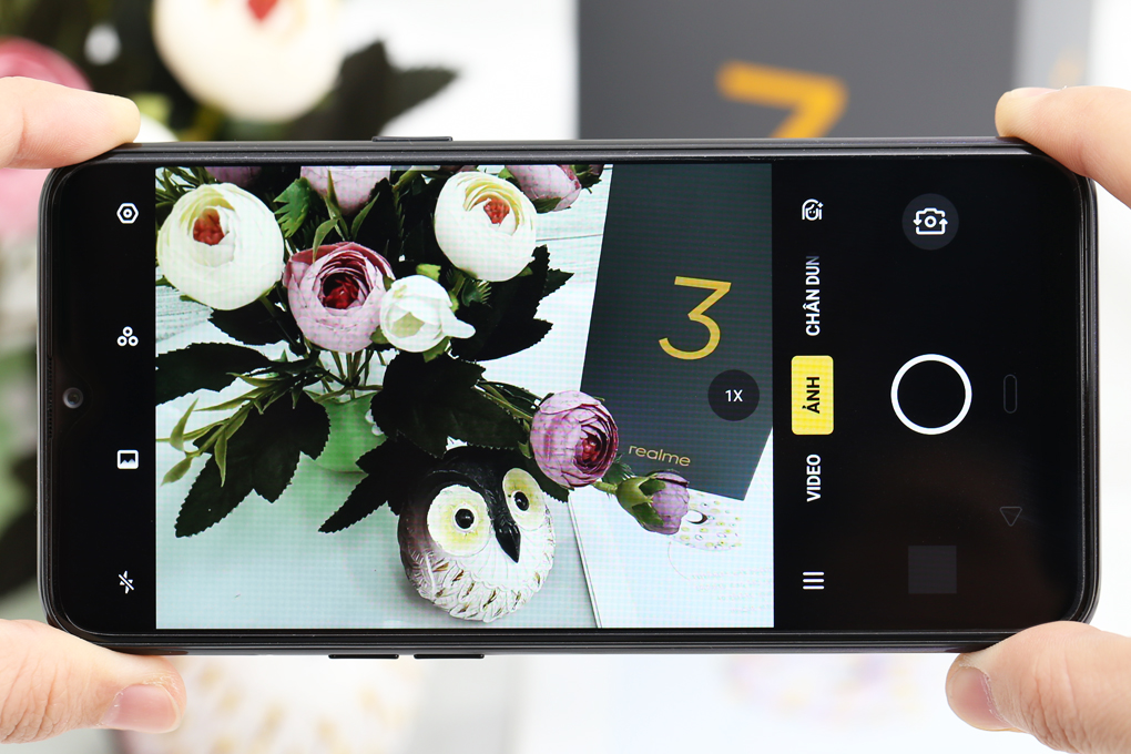 Điện thoại realme 3 (4GB/64GB) Màu Đen
