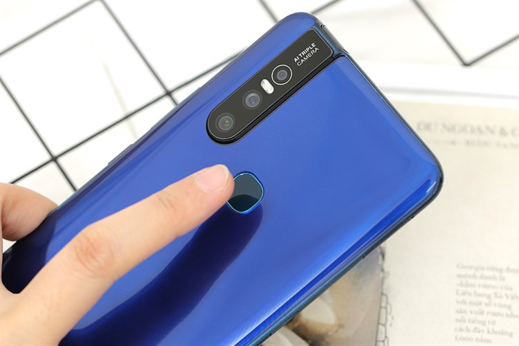 Điện thoại Vivo V15 64GB Màu Xanh Dương