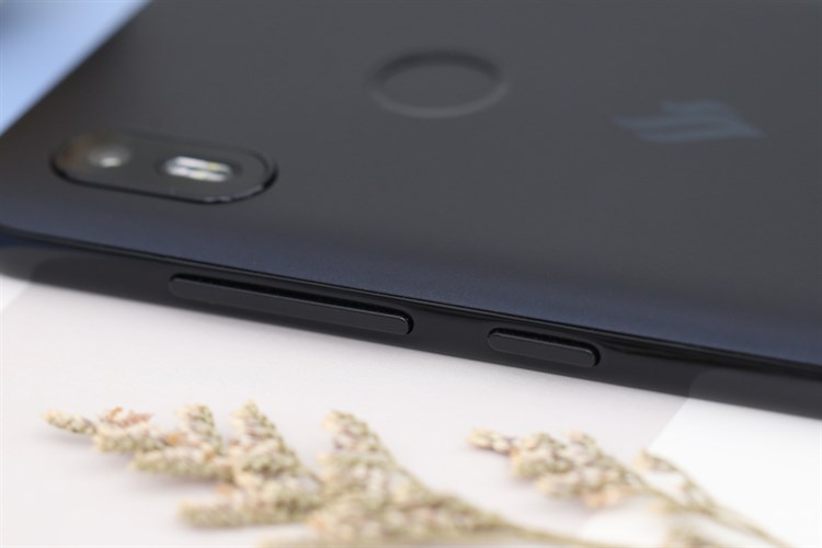 Điện thoại Vsmart Joy 1 16GB