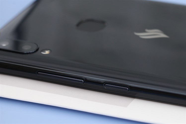 Điện thoại Vsmart Joy 1+ 16GB