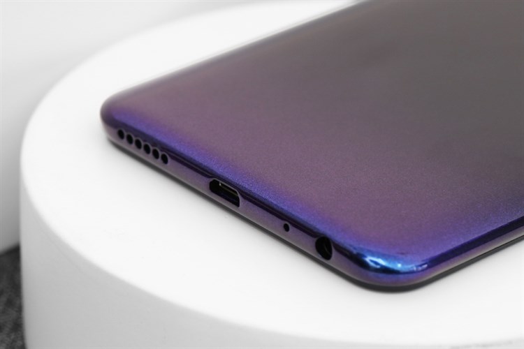 Điện thoại Vivo Y93 Màu Đen