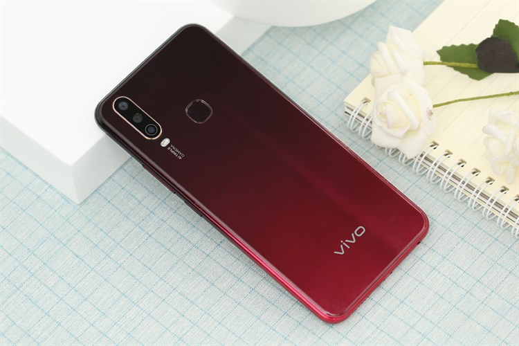 Điện thoại Vivo Y15 Màu Đỏ