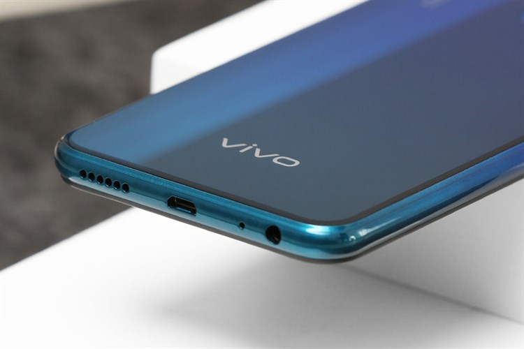 Điện thoại Vivo Y15 Màu Xanh Dương
