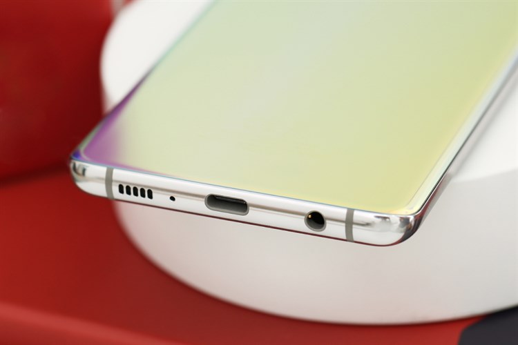 Điện thoại Samsung Galaxy S10+ 128GB Bạc Đa Sắc