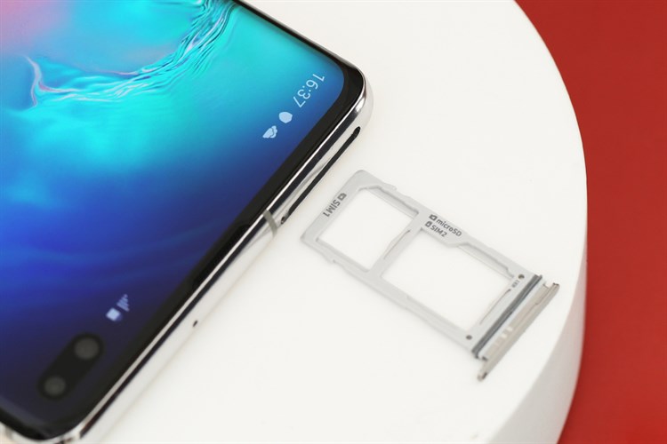 Điện thoại Samsung Galaxy S10+ 128GB Bạc Đa Sắc