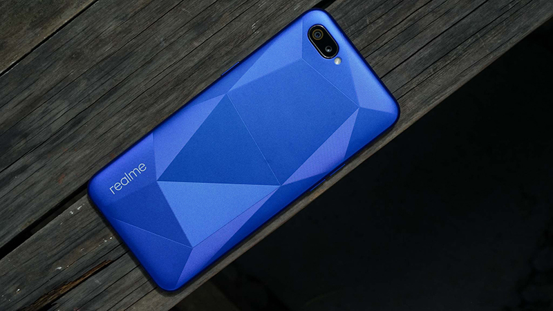 Thiết kế của điện thoại Realme C2 16GB chính hãng