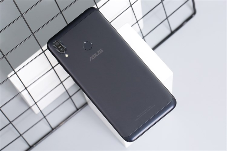 Điện thoại ASUS Zenfone Max M2