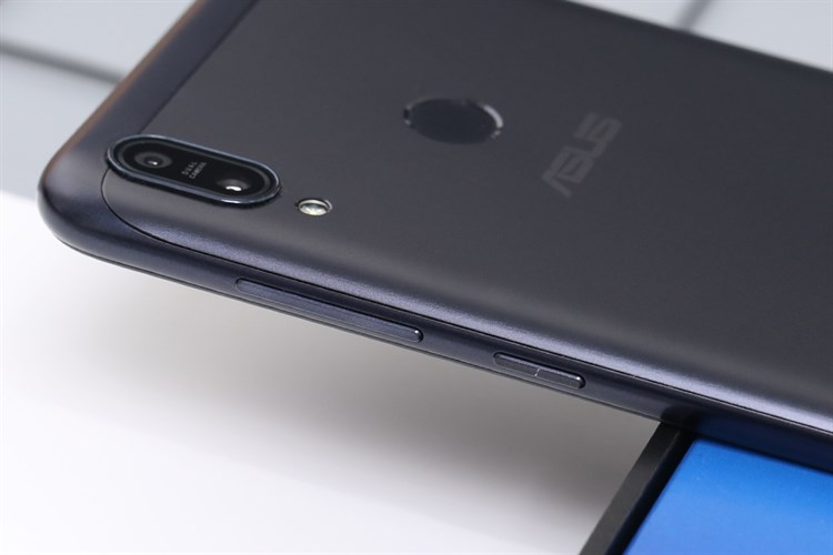Điện thoại ASUS Zenfone Max M2