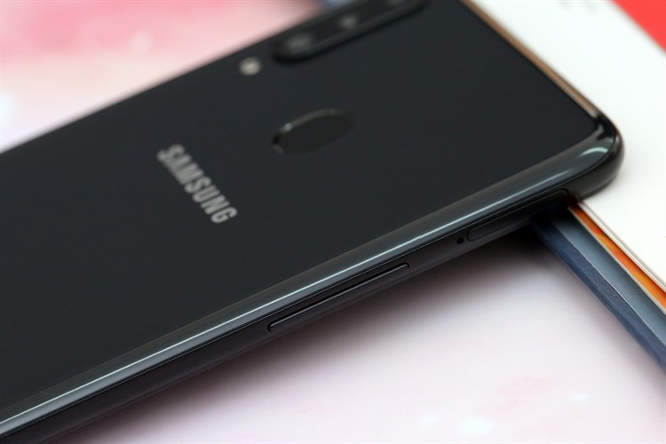 Điện thoại Samsung Galaxy A20s 64GB