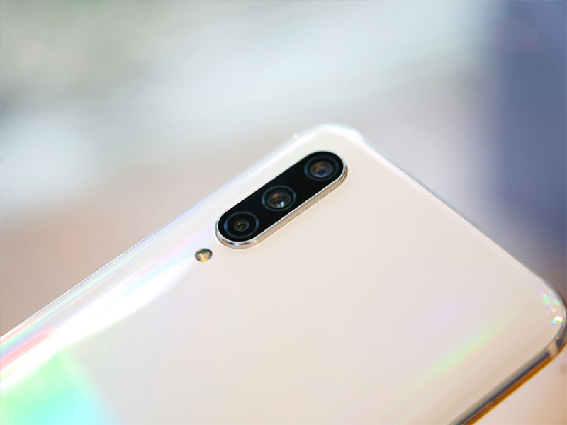 Điện thoại Xiaomi Mi CC9 | Camera sau