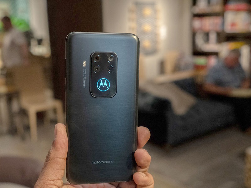 Điện thoại Motorola One Zoom | Cấu hình
