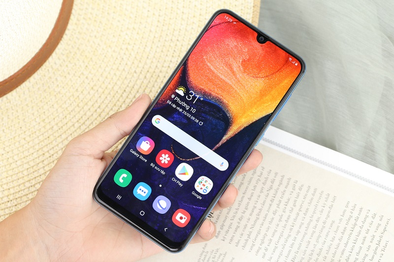 Điện thoại Samsung Galaxy A50s | Màn hình