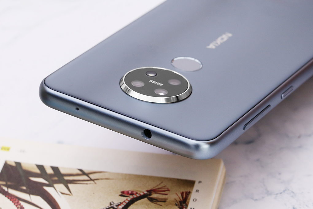 Điện thoại Nokia 7.2