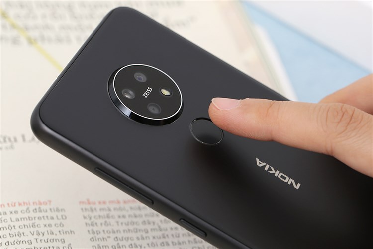 Điện thoại Nokia 7.2